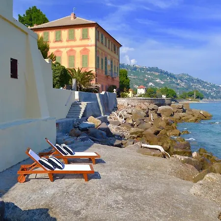 Villa Beachfront Riviera With Own Private Sea Access Ventimiglia